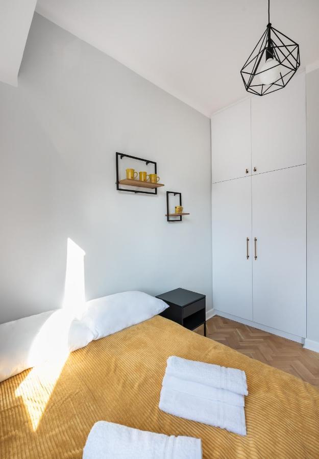 Grzybowska Sundown City Centre Apartment วอร์ซอ ภายนอก รูปภาพ